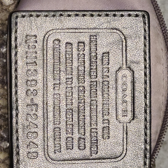 Coach purse crossbody snakeskin pattern - Picture 2 of 3